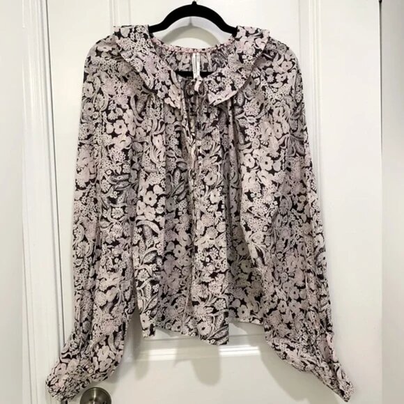 Anthropologie Pink Floral Ruffle Button Down V-Neck Peasant Blouse Size Medium - Picture 1 of 9